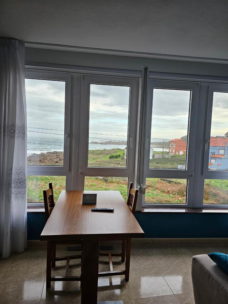 ホテル Vivienda Turistica Vacacional Maricarmen Arou エクステリア 写真